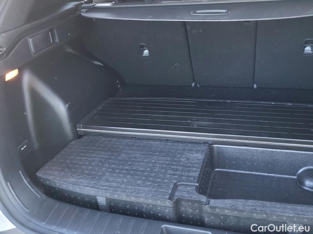  Hyundai  Tucson HYUNDAI  / 2020 / 5P / todoterreno 1.6 TGDI PHEV 195kW Tecno Sky Auto 4x4 #16