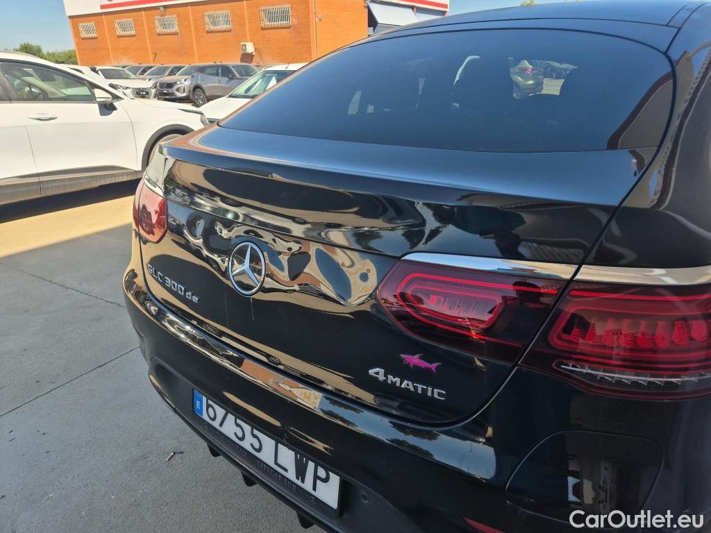  Mercedes  G-Klasee MERCEDES-BENZ GLC Coupé / 2019 / 5P / coupé GLC 300 de 4MATIC #1