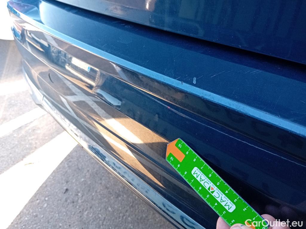  Volvo  XC60 VOLVO  / 2017 / 5P / todoterreno 2.0 B4 D Plus Bright Auto #33