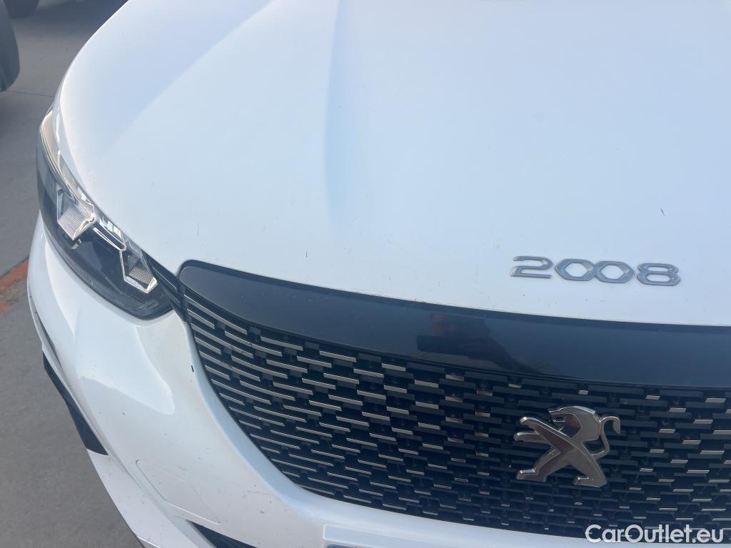  Peugeot  2008 PEUGEOT  / 2019 / 5P / todoterreno Allure Pack Puretech 130 S&S EAT8 (AC) #9