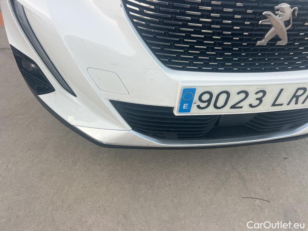  Peugeot  2008 PEUGEOT  / 2019 / 5P / todoterreno Allure Pack Puretech 130 S&S EAT8 (AC) #26