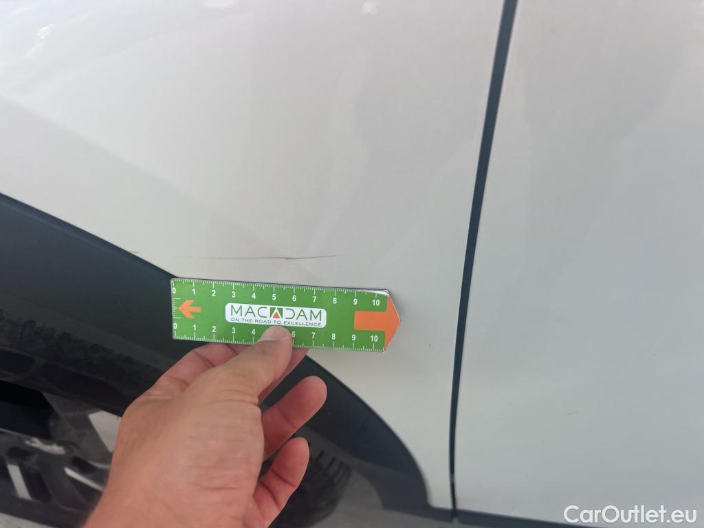  Peugeot  2008  Allure Pack 1.2 PureTech 130CV AT8 E6d #20