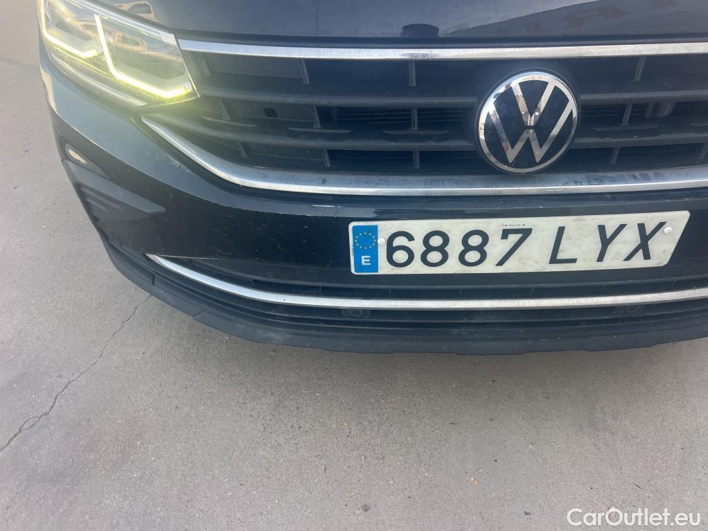  Volkswagen  Tiguan VOLKSWAGEN  / 2020 / 5P / todoterreno Life 2.0 TDI 110kW (150CV) DSG #31