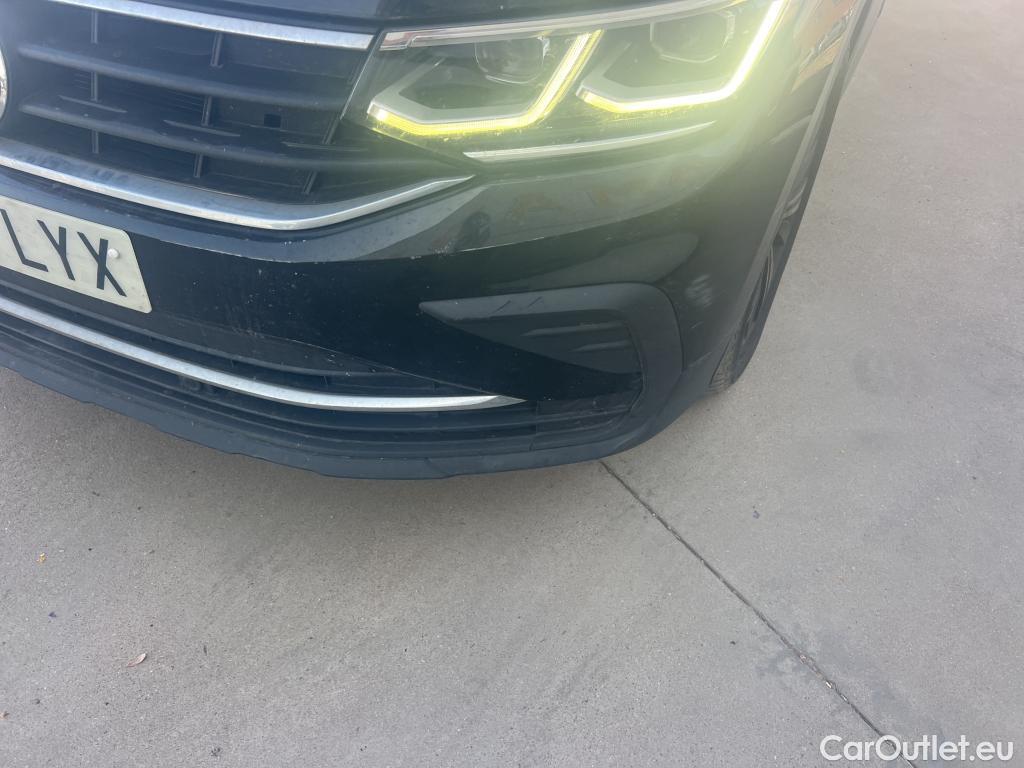  Volkswagen  Tiguan VOLKSWAGEN  / 2020 / 5P / todoterreno Life 2.0 TDI 110kW (150CV) DSG #30