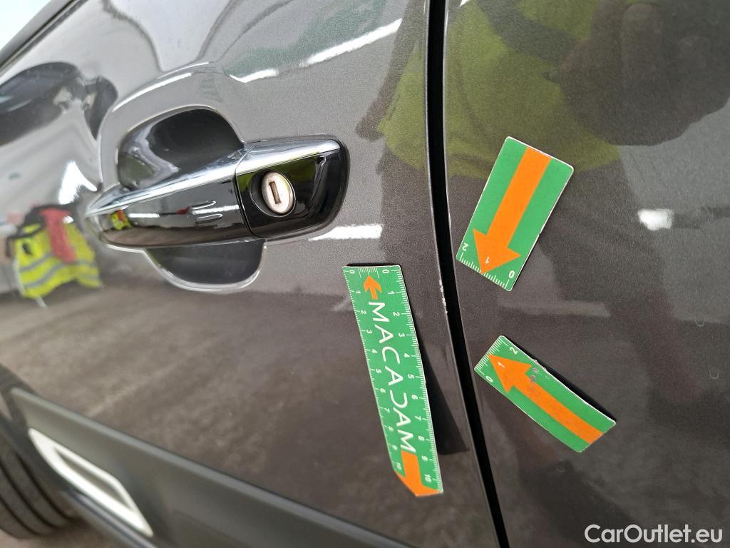  Citroen  C3  Shine 1.2 PureTech 110CV BVA6 6E #6