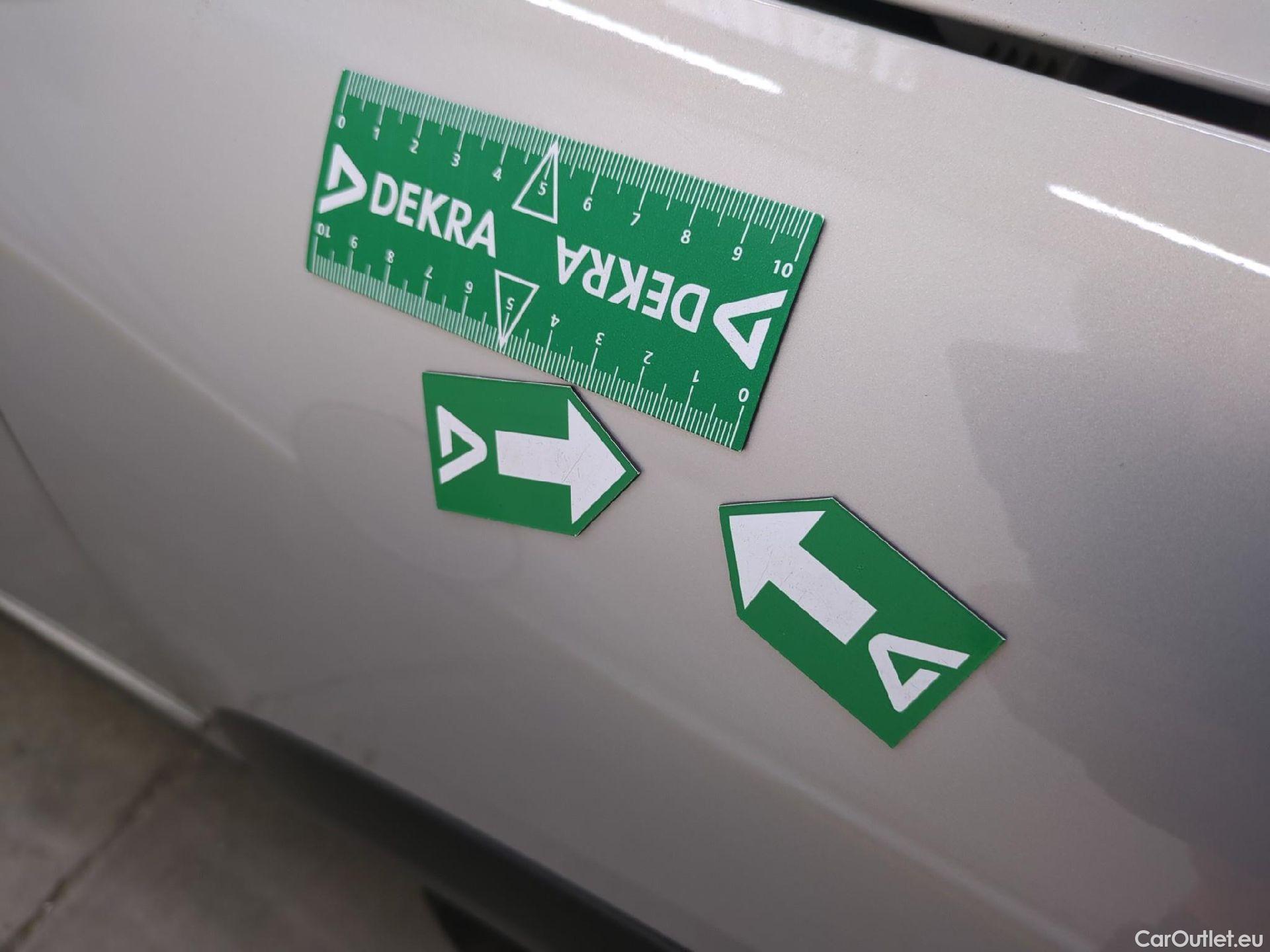  Citroen  DS3 DS DS 3 Crossback / 2018 / 5P / SUV 1.2 PURETECH 100 MANUEL PERFORMANCE LINE #32