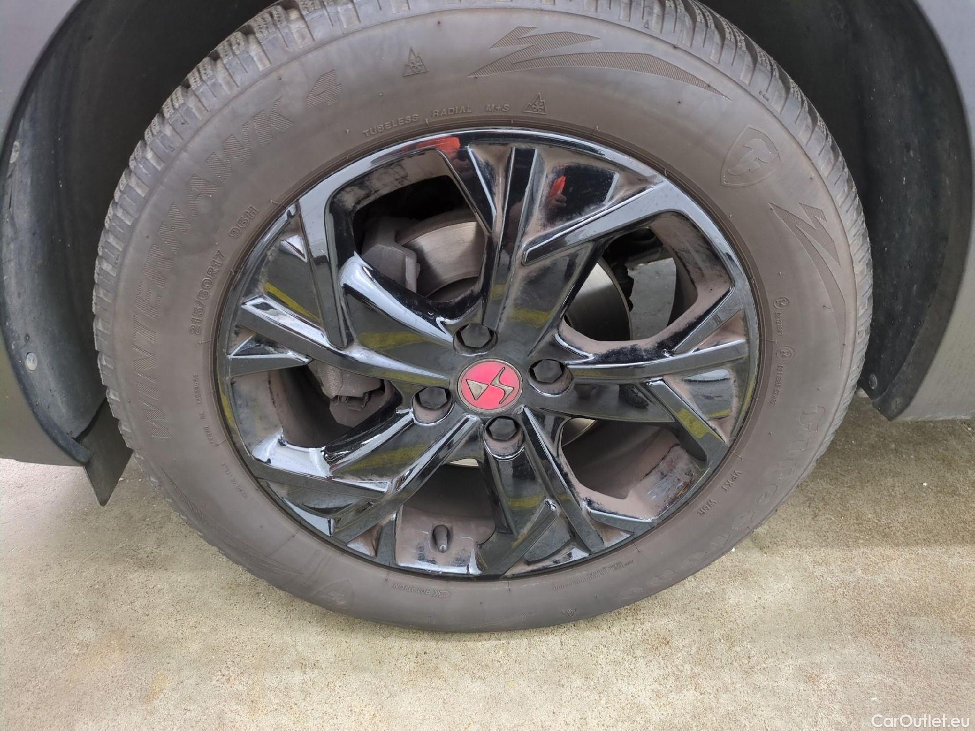  Citroen  DS3 DS DS 3 Crossback / 2018 / 5P / SUV 1.2 PURETECH 100 MANUEL PERFORMANCE LINE #3