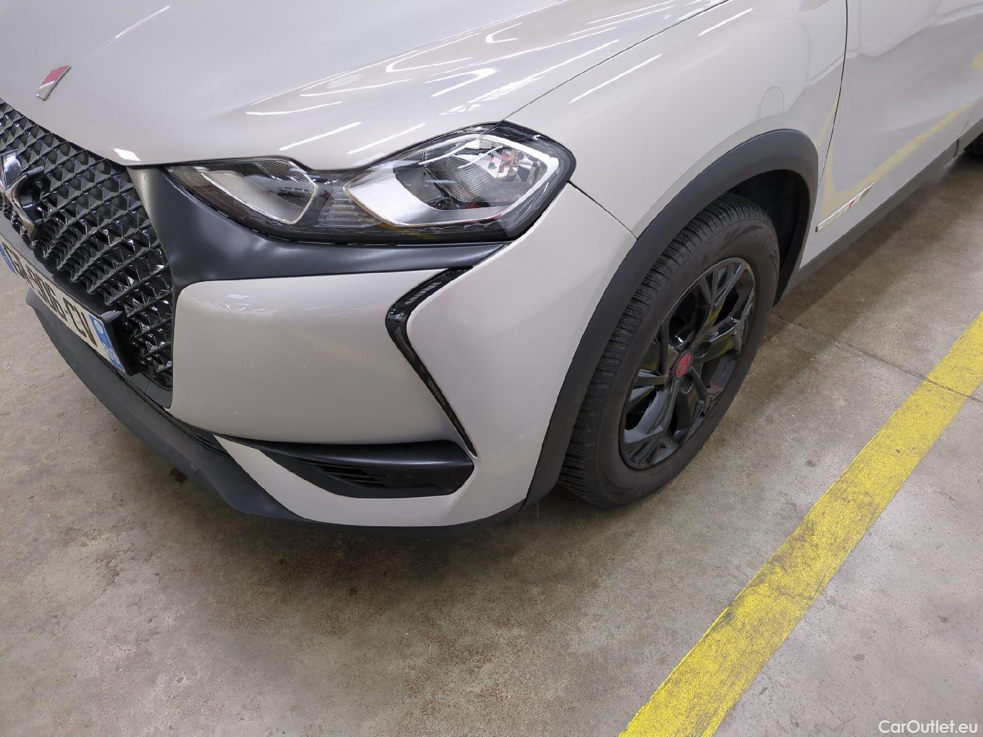  Citroen  DS3 DS DS 3 Crossback / 2018 / 5P / SUV 1.2 PURETECH 100 MANUEL PERFORMANCE LINE #11