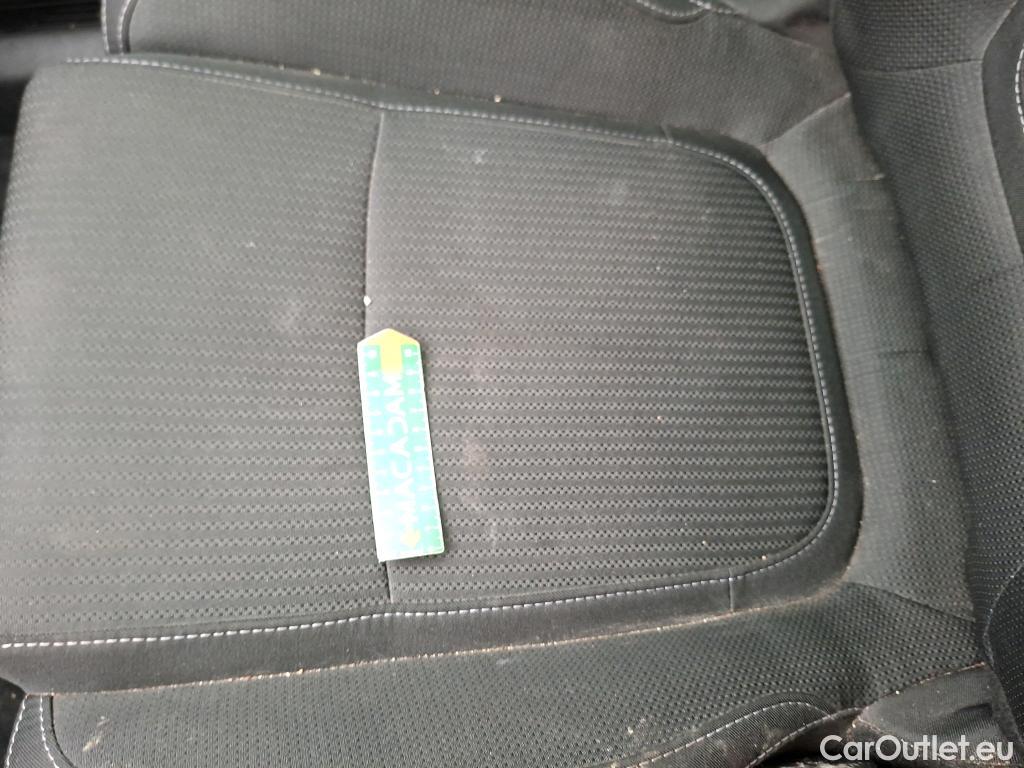  Renault  Megane RENAULT Mégane Société / 2020 / 5P / Berline Air Nav 2P Blue dCi 115 -21N #11