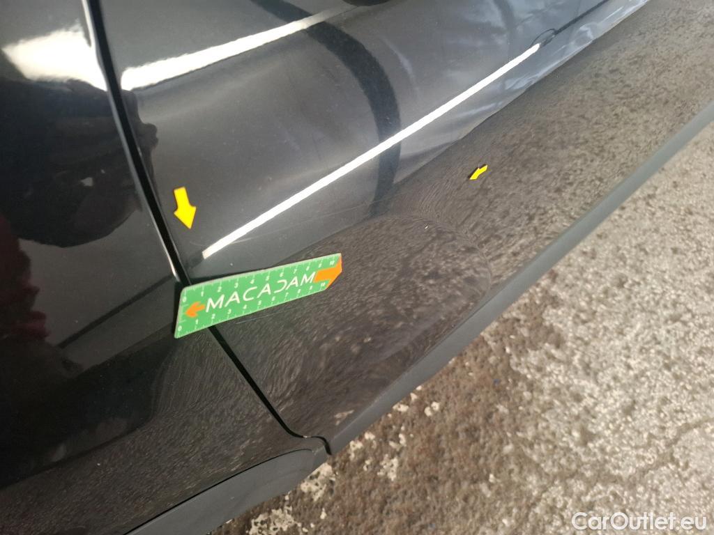  Citroen  C4  X Feel Pack 1.2 PureTech 130CV BVA8 6E #2