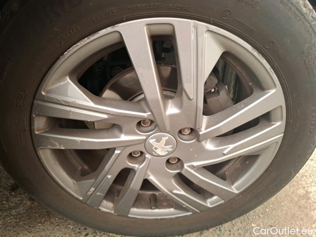  Peugeot  208  Active Pack 1.2 PureTech 75CV BVM5 E6d #41