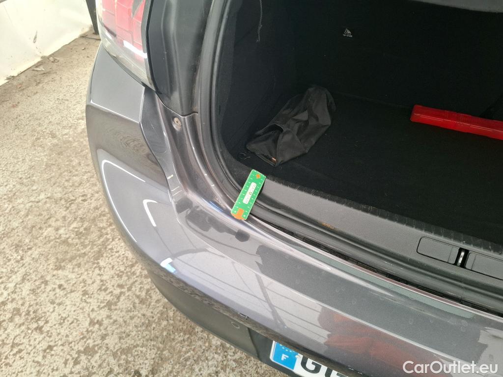  Peugeot  208  Active Pack 1.2 PureTech 75CV BVM5 E6d #38