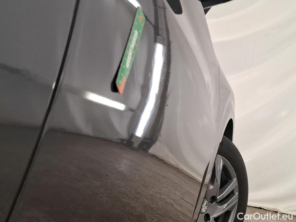  Peugeot  208  Active Pack 1.2 PureTech 75CV BVM5 E6d #14