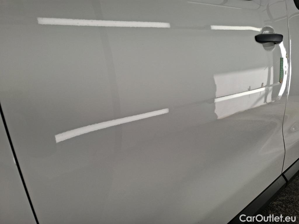  Peugeot  Expert  Kombi L2 1.5 HDi 120CV BVM6 E6d #17