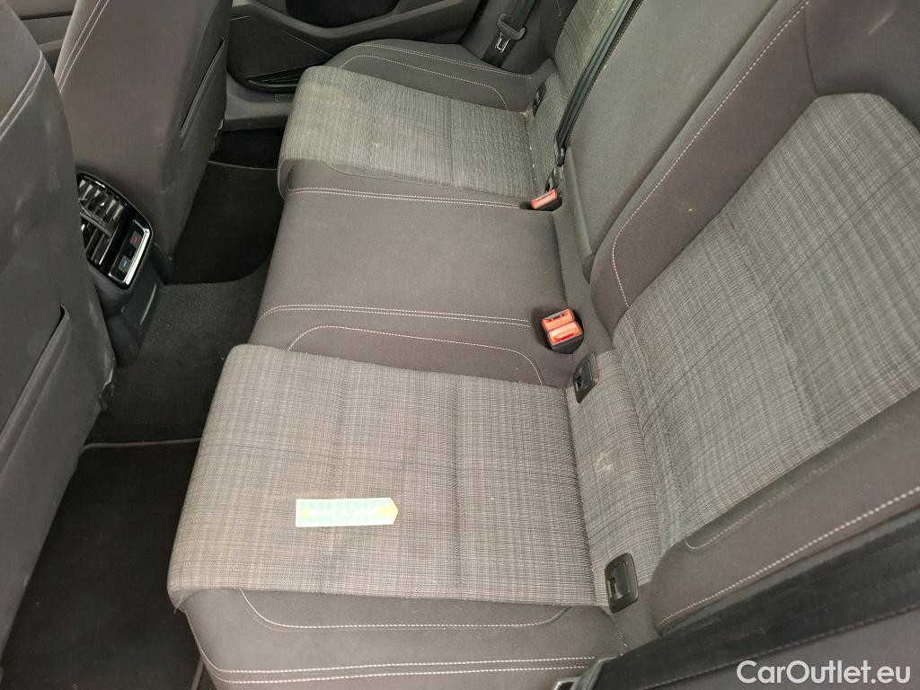 Volkswagen  Passat  Berline Business 2.0 TDI 150CV BVA7 E6dT #24
