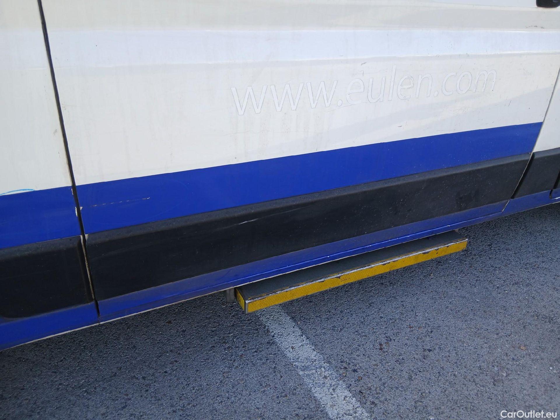  Citroen  Jumper CITROEN  / 2014 / 4P / combi BlueHDi 103KW (140CV) S&S Combi 33 L2H2 #34