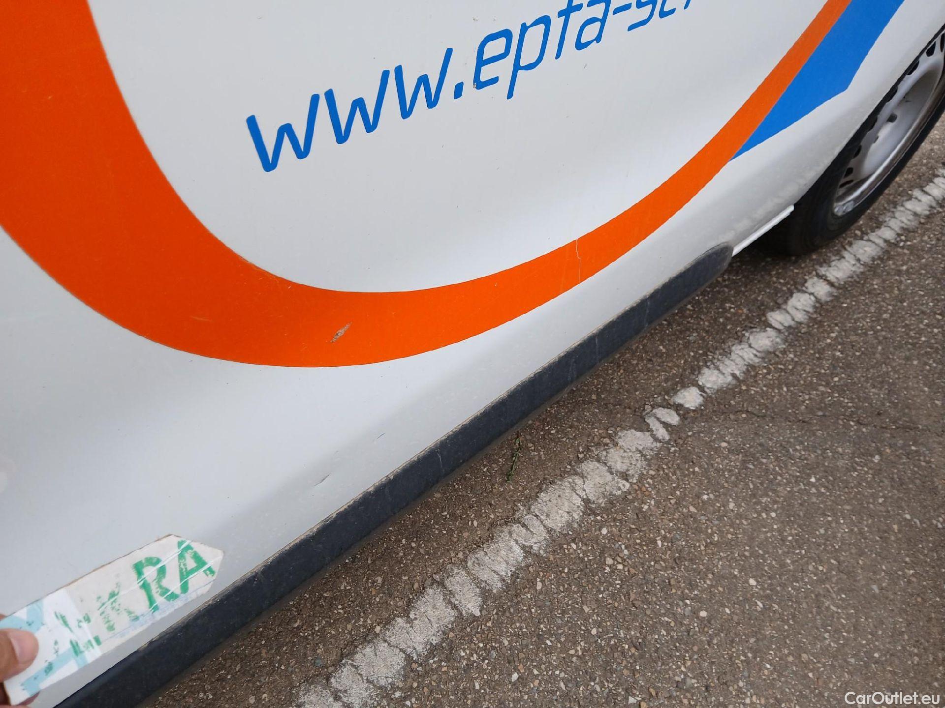  Citroen  Jumpy CITROEN  / 2016 / 4P / furgón Talla M BlueHDi 120 S&S 6v Control #7