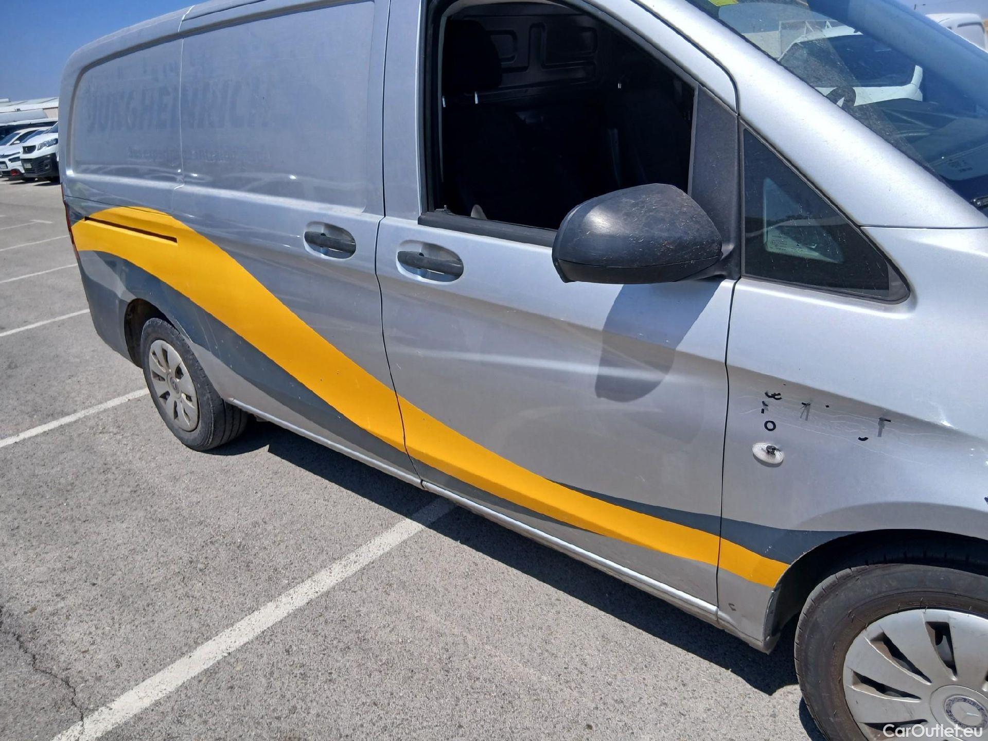  Mercedes  Vito MERCEDES-BENZ  / 2014 / 4P / furgón 111 CDI Larga #5