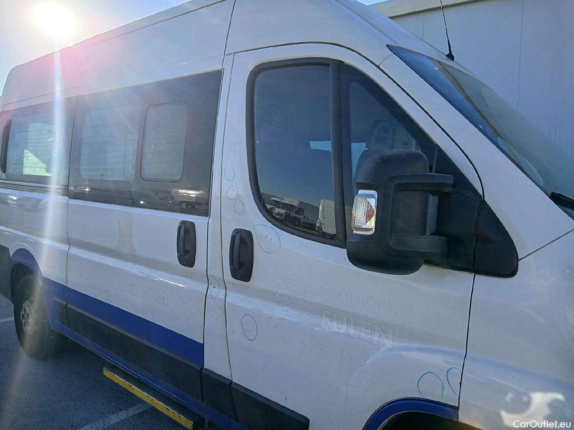  Citroen  Jumper CITROEN  / 2014 / 4P / combi BlueHDi 103KW (140CV) S&S Combi 33 L2H2 #39