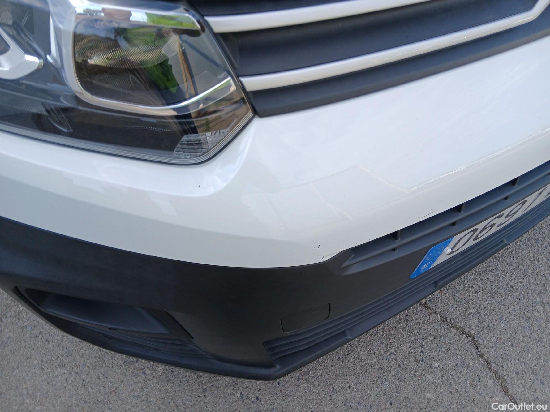  Citroen  Berlingo CITROEN  / 2018 / 5P / furgón derivado de turismo Doble Cab. Talla XL BlueHDi 100 CONTROL #2