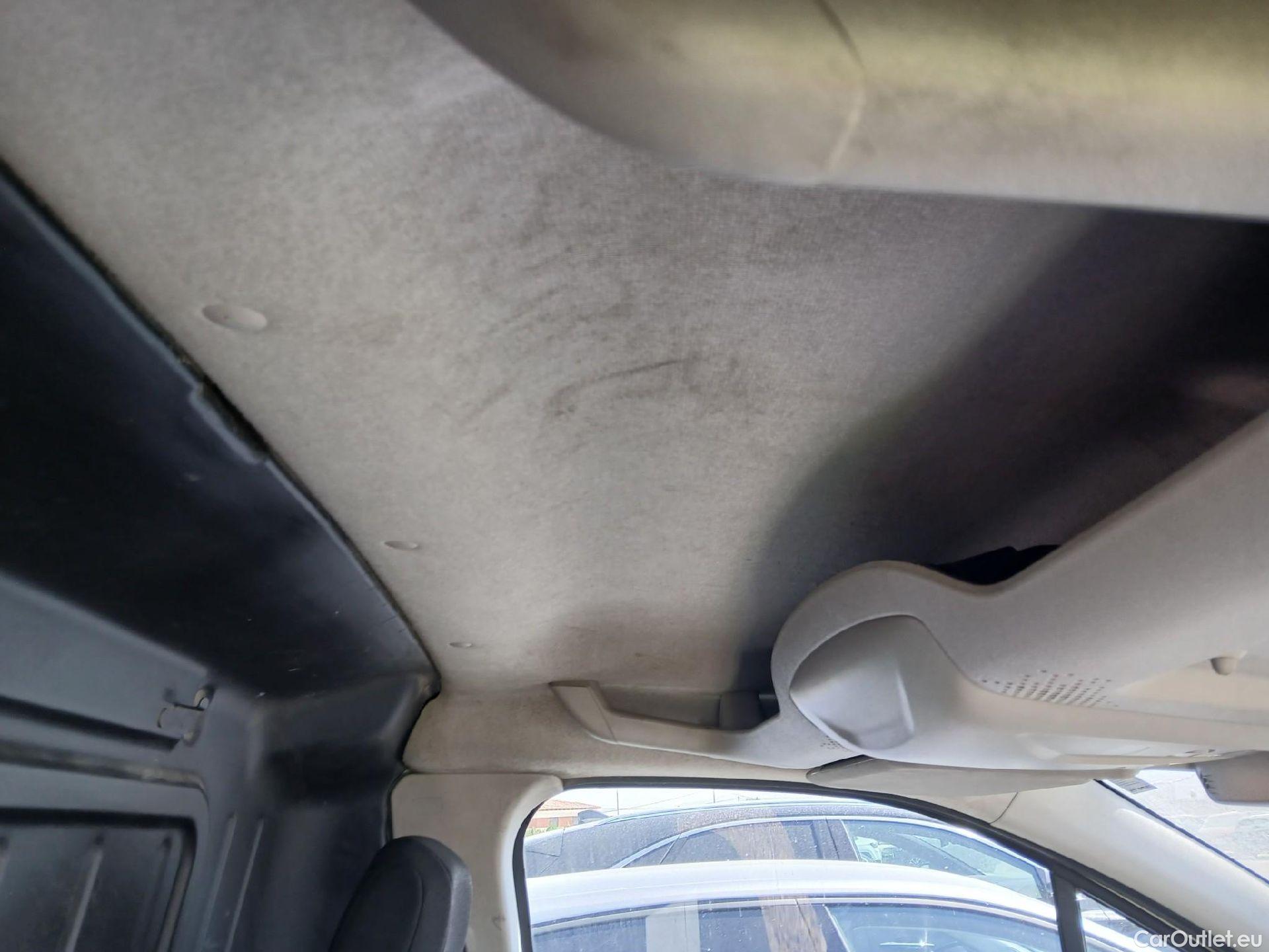  Citroen  Berlingo CITROEN  / 2018 / 3P / furgón derivado de turismo Talla M BlueHDi 100 CONTROL #32