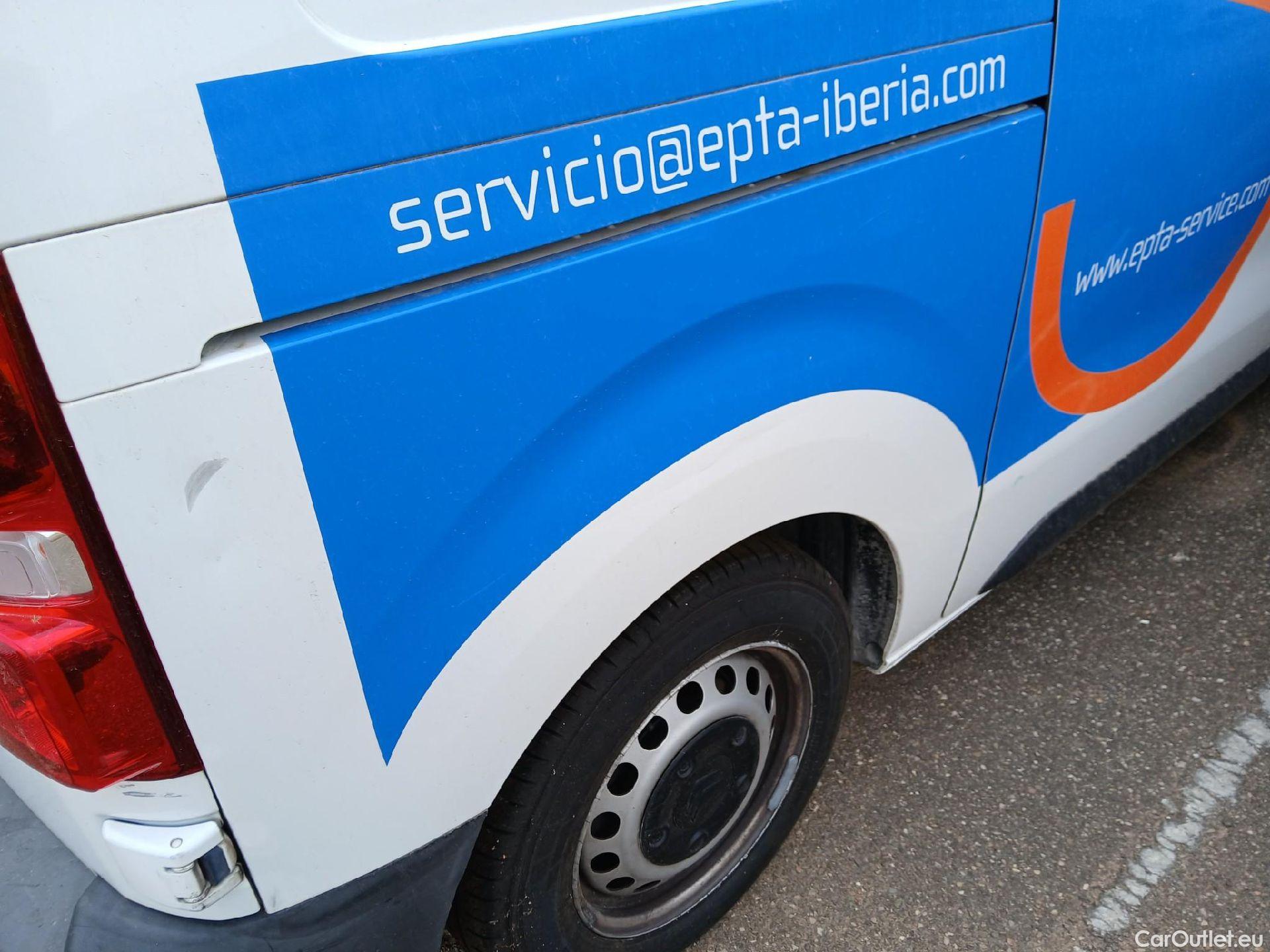  Citroen  Jumpy CITROEN  / 2016 / 4P / furgón Talla M BlueHDi 120 S&S 6v Control #25
