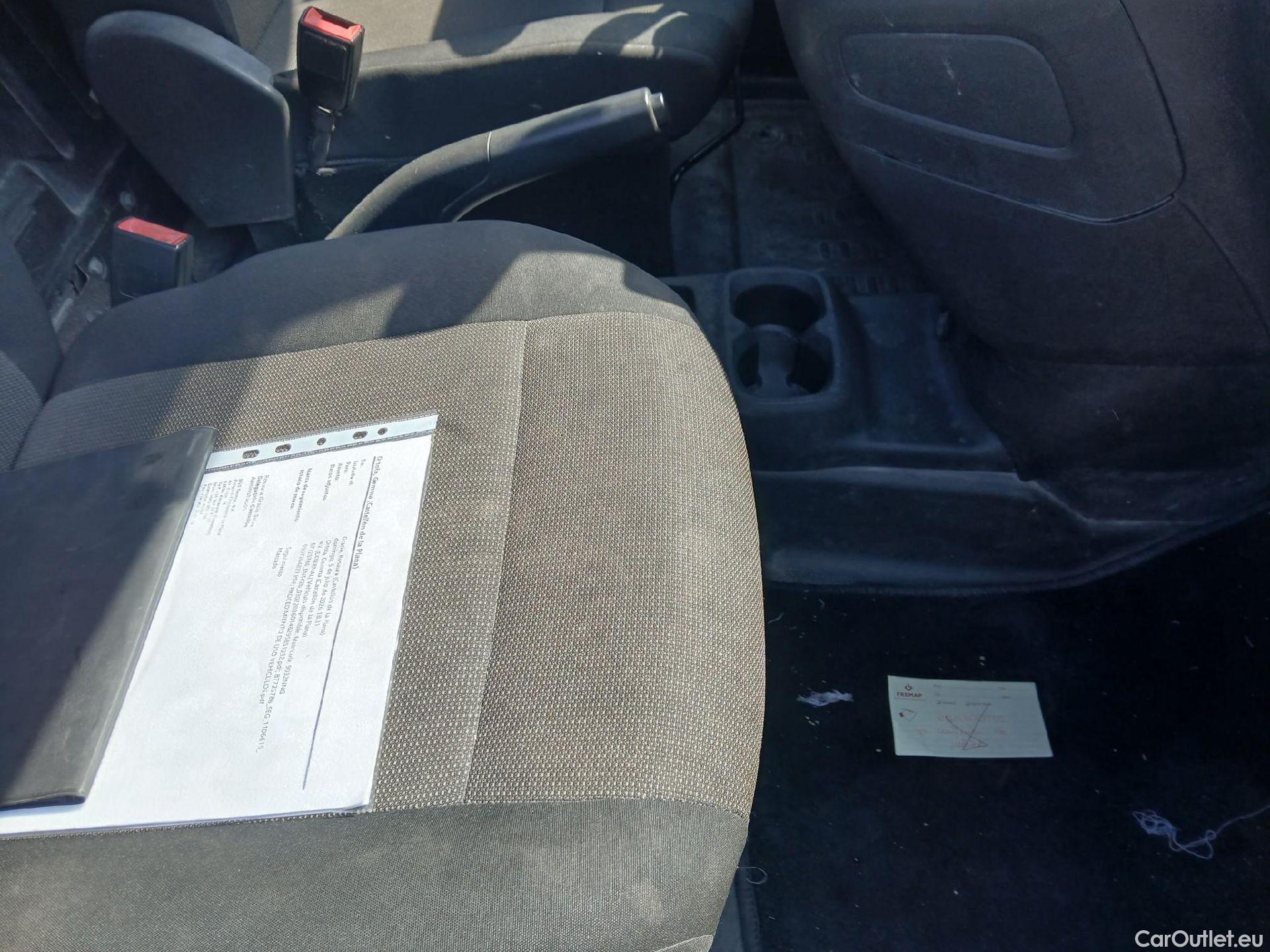  Citroen  Berlingo CITROEN  / 2018 / 3P / furgón derivado de turismo Talla M BlueHDi 100 CONTROL #30