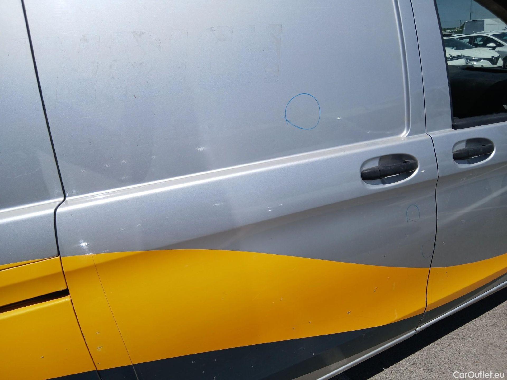  Mercedes  Vito MERCEDES-BENZ  / 2014 / 4P / furgón 111 CDI Larga #34