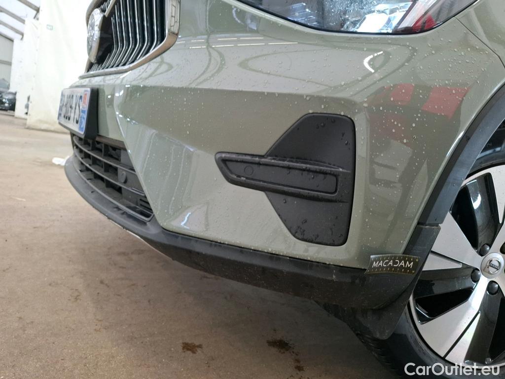  Volvo  XC 40 VOLVO XC40  2022  5P  SUV Recharge T4 211 DCT7 Start #2