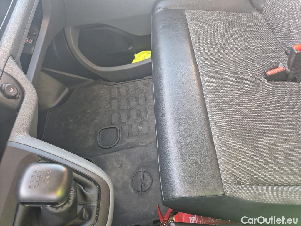  Opel  Vivaro OPEL  / 2019 / 4P / furgón 1.5 Diésel 88kW (120CV) M Std Express #38