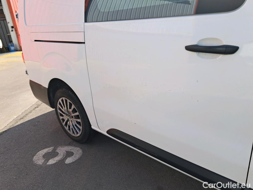  Opel  Vivaro OPEL  / 2019 / 4P / furgón 2.0 D 88kW (120CV) L Inc Express M.P. DC #41