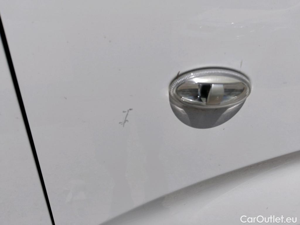  Opel  Vivaro OPEL  / 2019 / 4P / furgón 1.5 Diésel 88kW (120CV) M Std Select #37