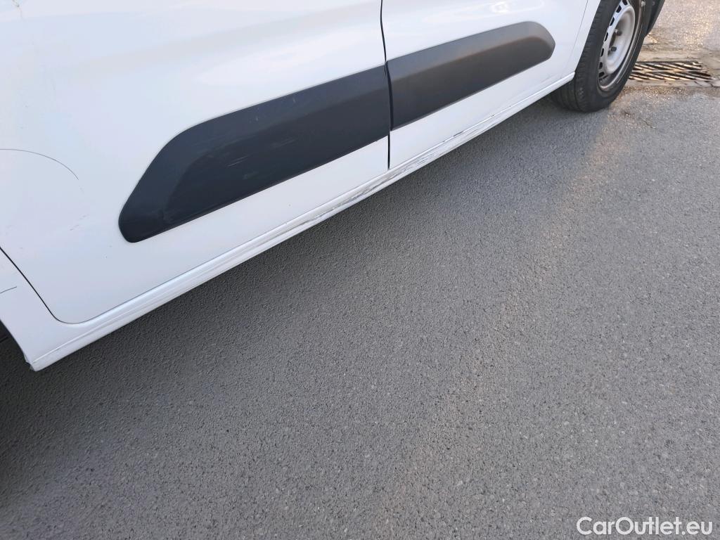  Opel  Combo OPEL  / 2018 / 3P / furgón derivado de turismo 1.6 TD S/S 74kW (100CV) Express L H1 650 #1