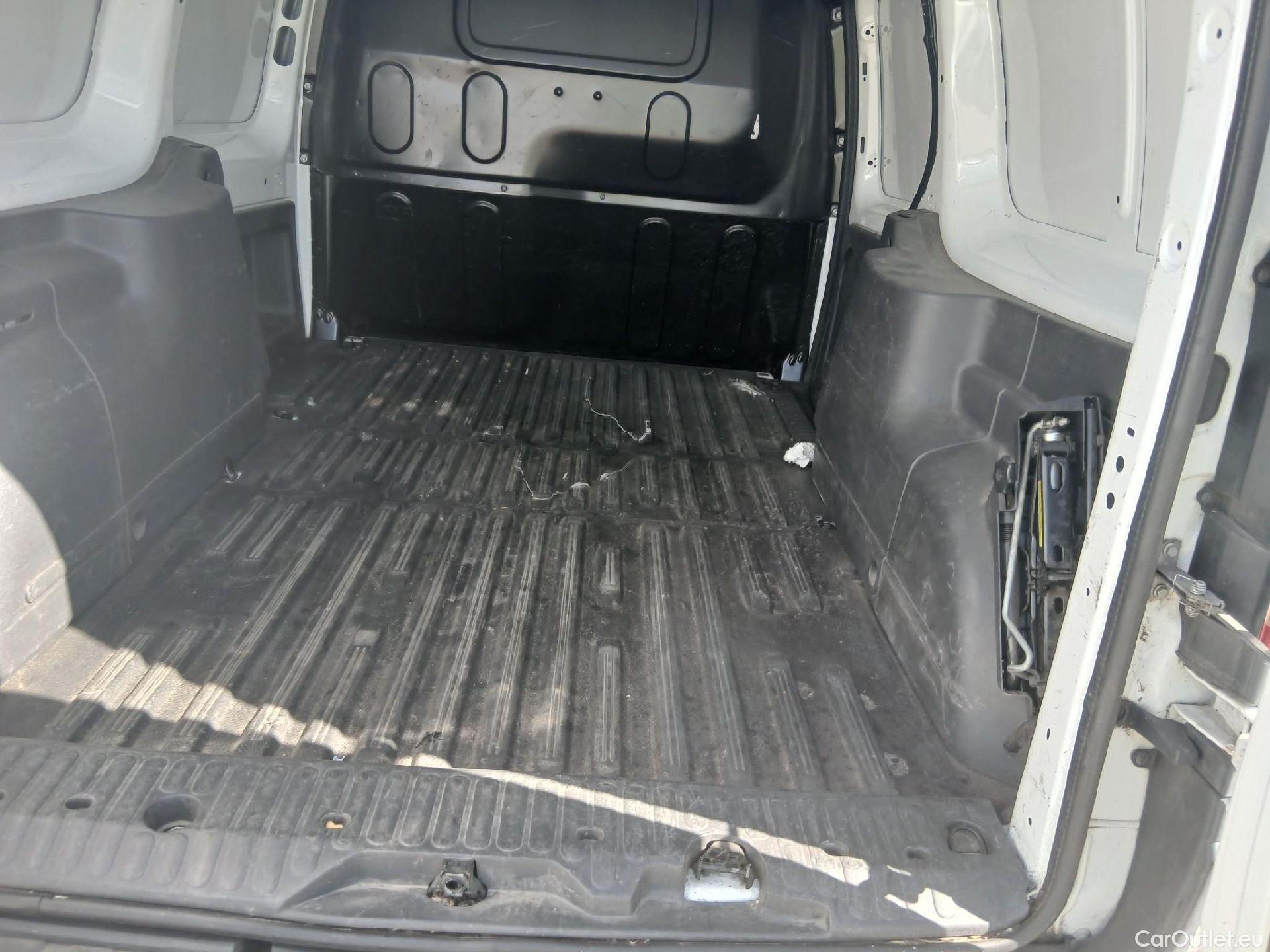  Nissan  NV200 NISSAN NV250 / 2019 / 4P / furgón 2pl 1.5dCi 70 kW (95CV) L2H1 ÓPTIMA #2