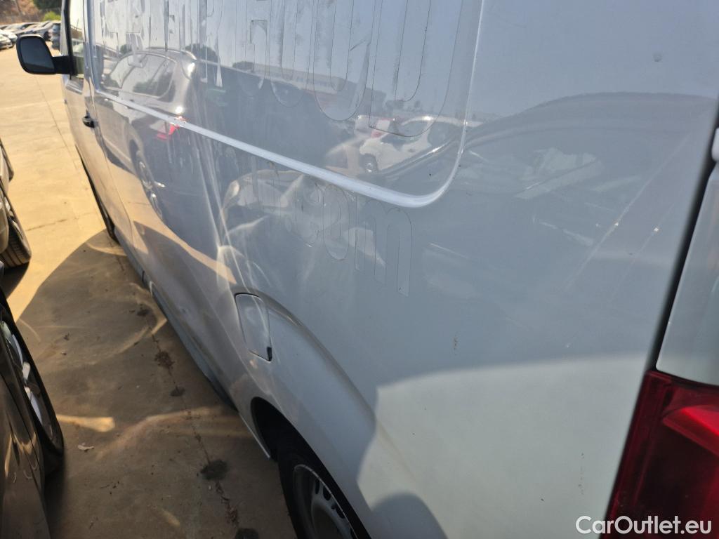  Peugeot  Expert PEUGEOT  / 2016 / 4P / furgón Furgón BlueHDi 145 6v Standard #1