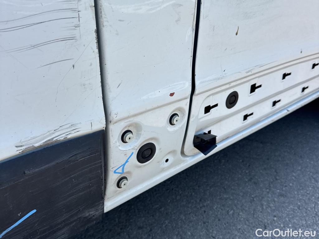  Opel  Vivaro OPEL  / 2014 / 4P / furgón 1.6CDTI 88kW (120CV) Expressio L1H1 2.7t #55