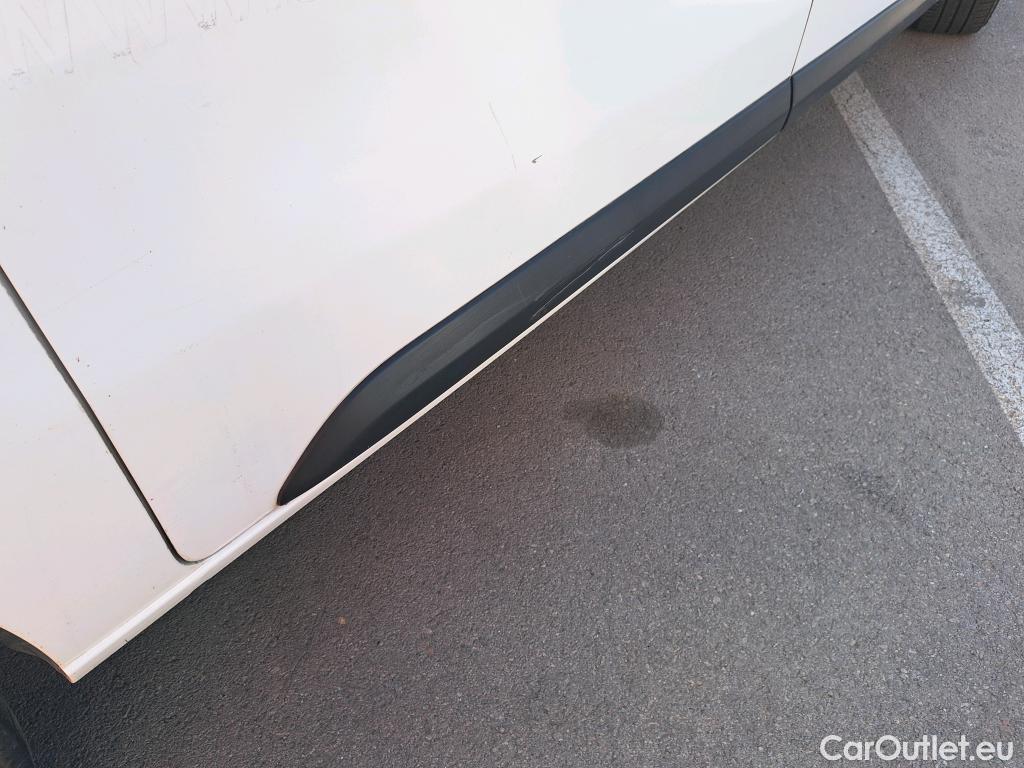  Opel  Vivaro OPEL  / 2019 / 4P / furgón 2.0 D 88kW (120CV) L Inc Express M.P. DC #66