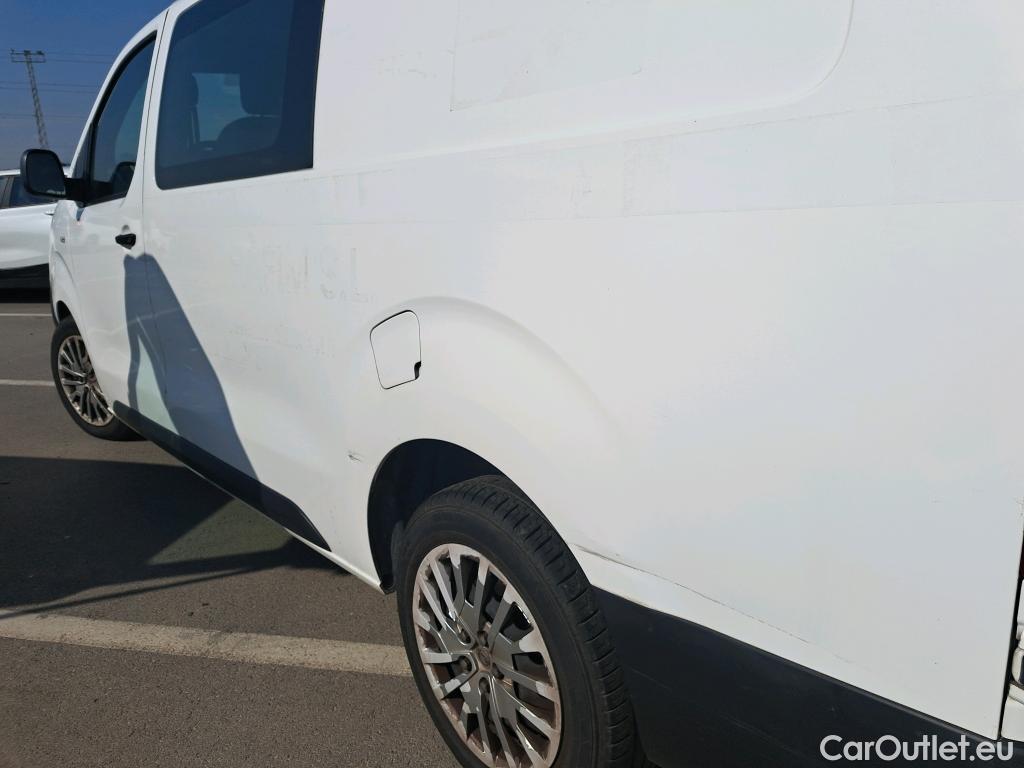  Opel  Vivaro OPEL  / 2019 / 4P / furgón 2.0 D 88kW (120CV) L Inc Express M.P. DC #43