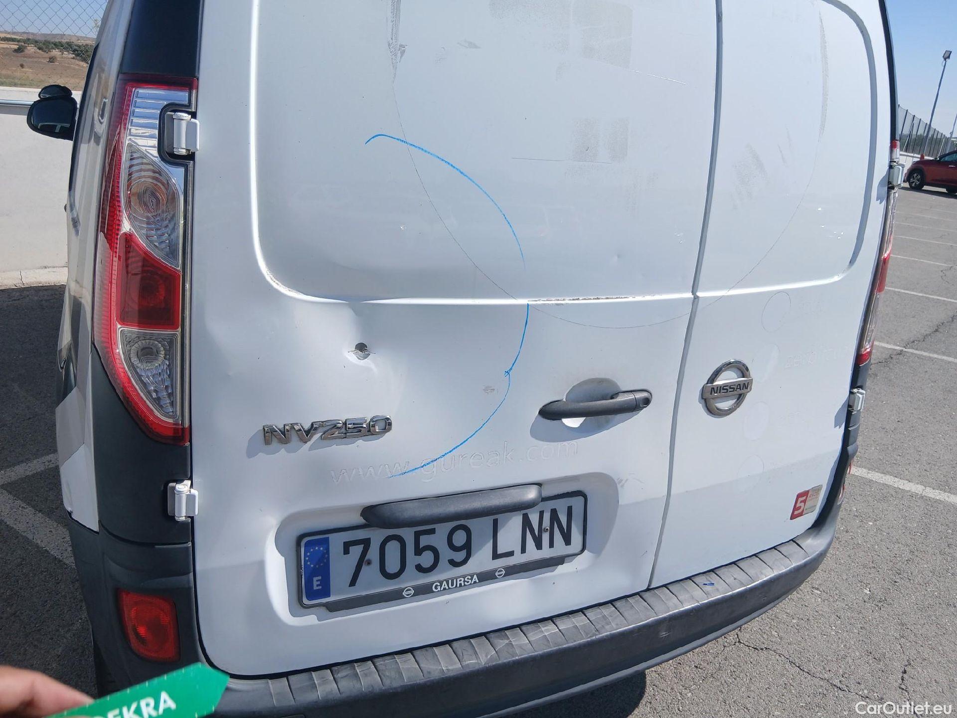  Nissan  NV200 NISSAN NV250 / 2019 / 4P / furgón 2pl 1.5dCi 70 kW (95CV) L2H1 ÓPTIMA #36