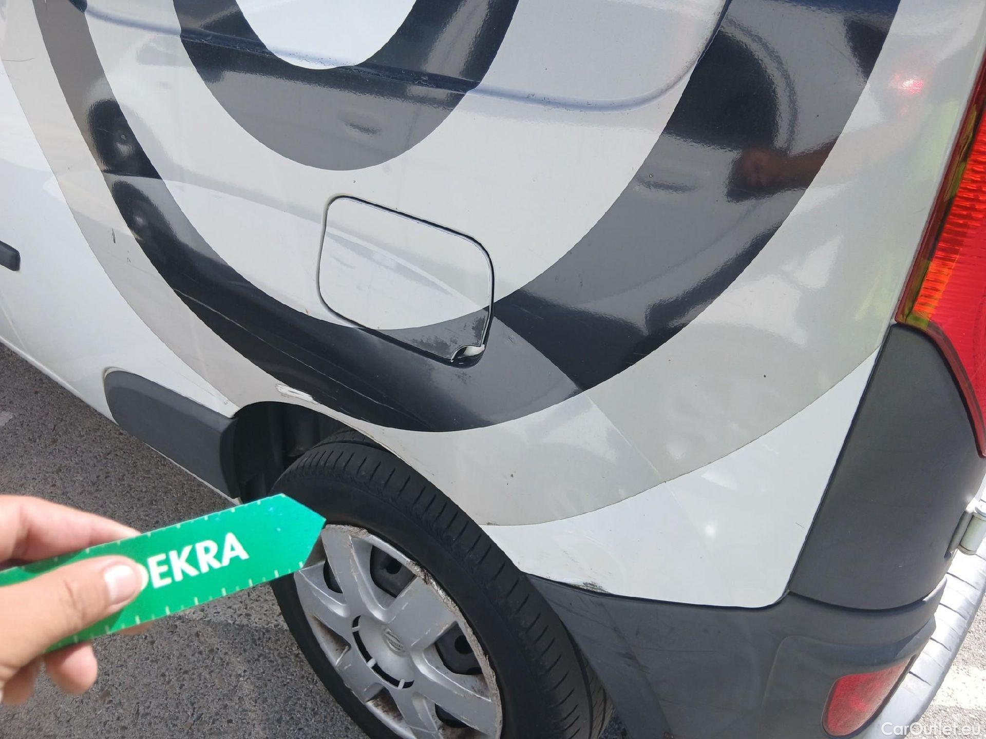  Nissan  NV200 NISSAN NV250 / 2019 / 4P / furgón 2pl 1.5dCi 70 kW (95CV) L2H1 ÓPTIMA #29