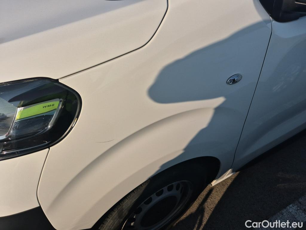  Opel  Vivaro OPEL  / 2019 / 4P / furgón 1.5 Diésel 88kW (120CV) M Std Express #31