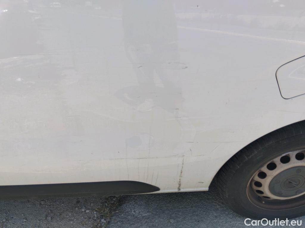  Opel  Vivaro OPEL  / 2019 / 4P / furgón 1.5 Diésel 88kW (120CV) M Std Select #9
