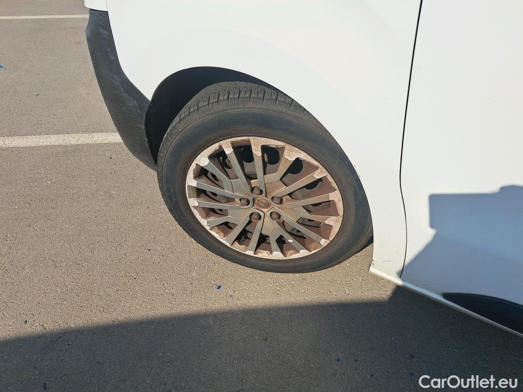  Opel  Vivaro OPEL  / 2019 / 4P / furgón 2.0 D 88kW (120CV) L Inc Express M.P. DC #52