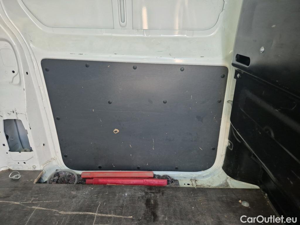  Opel  Vivaro OPEL  / 2019 / 4P / furgón 1.5 Diésel 88kW (120CV) M Std Express #1