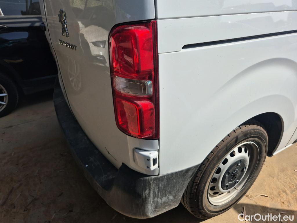 Peugeot  Expert PEUGEOT  / 2016 / 4P / furgón Furgón BlueHDi 145 6v Standard #5
