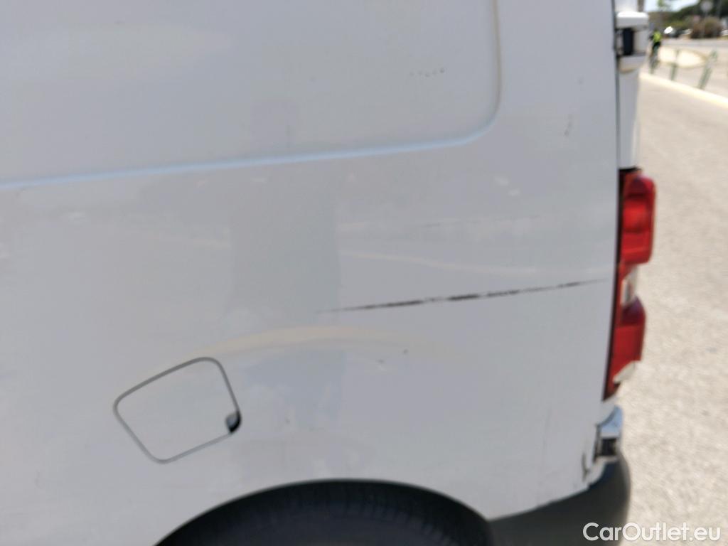 Opel  Vivaro OPEL  / 2019 / 4P / furgón 1.5 Diésel 88kW (120CV) M Std Select #5