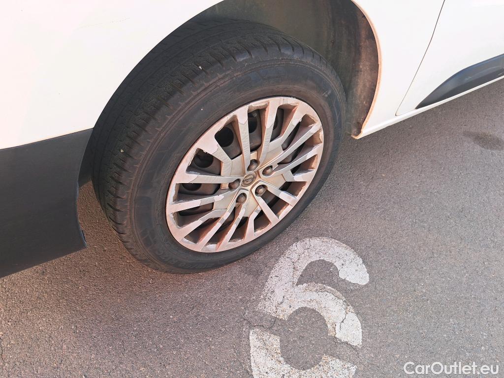  Opel  Vivaro OPEL  / 2019 / 4P / furgón 2.0 D 88kW (120CV) L Inc Express M.P. DC #58