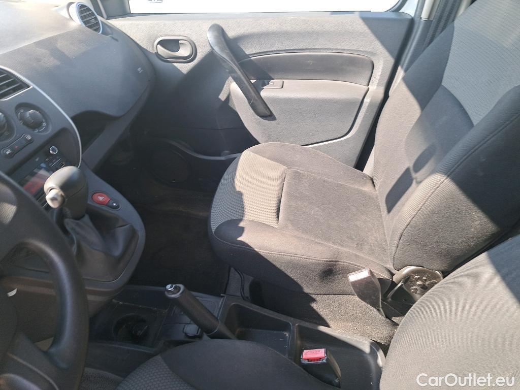  Renault  Kangoo RENAULT  Z.E./2013/3P/furgón derivado de turismo Z.E. #40