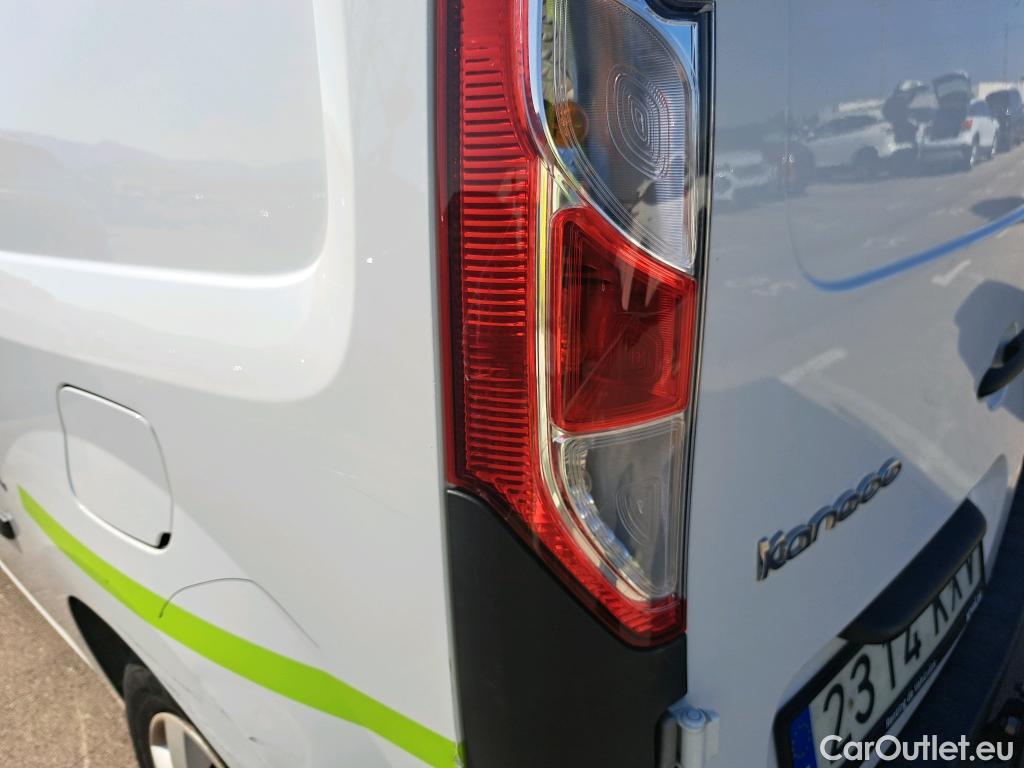  Renault  Kangoo RENAULT  Z.E./2013/3P/furgón derivado de turismo Z.E. #75