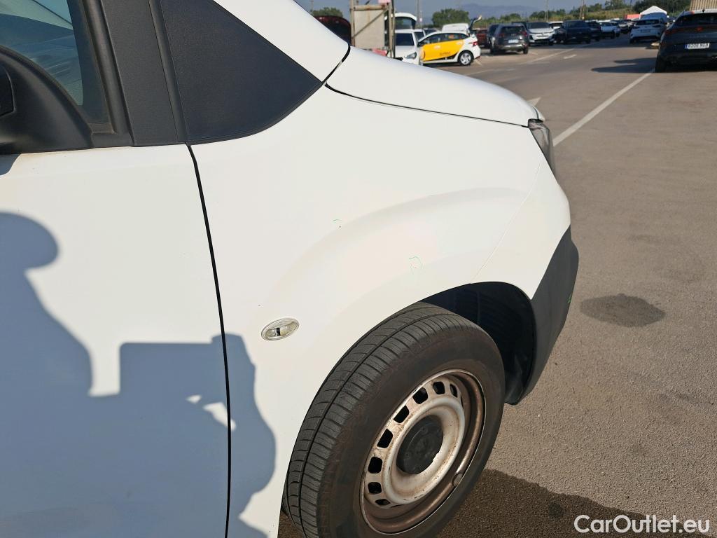  Peugeot  Partner PEUGEOT  / 2018 / 3P / furgón derivado de turismo Pro Standard 600kg BlueHDi 73kW (AC) #15